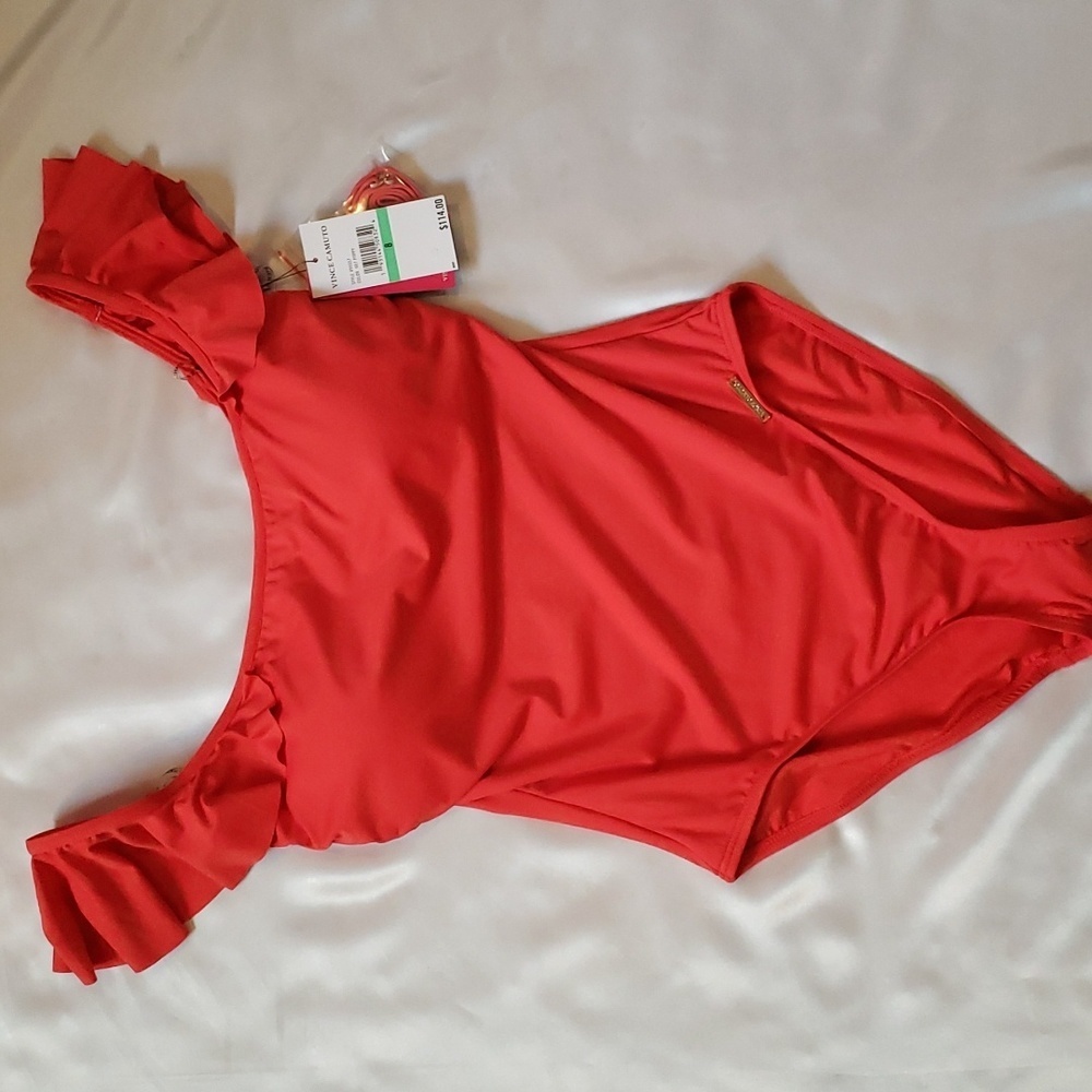 Vince Camuto NWT one piece swimsuit with ruffle strap